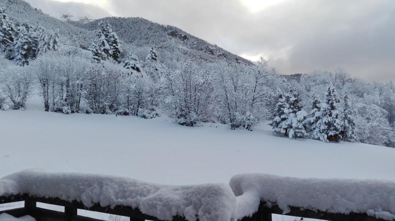 Chalet Serre Cambeou Piscine&Spa Saint-Chaffrey Εξωτερικό φωτογραφία