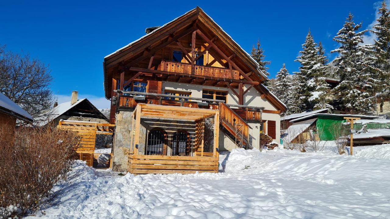 Chalet Serre Cambeou Piscine&Spa Saint-Chaffrey Εξωτερικό φωτογραφία