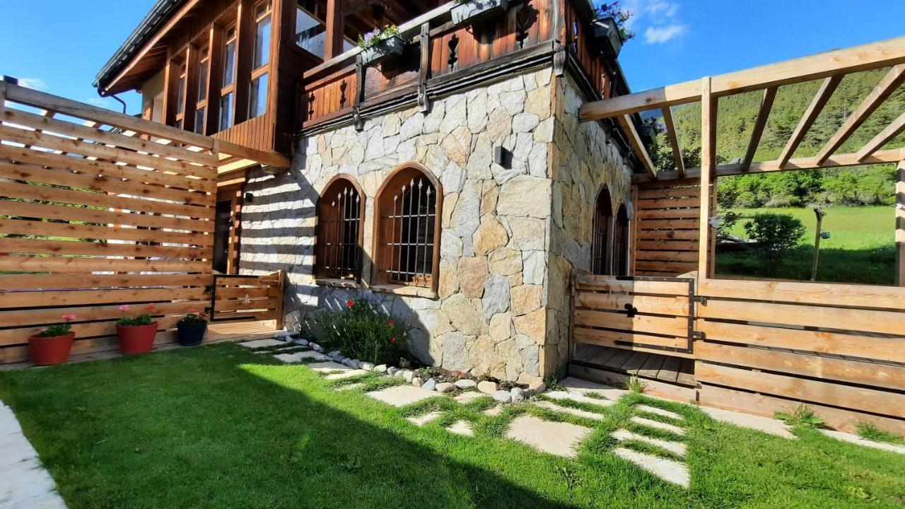 Chalet Serre Cambeou Piscine&Spa Saint-Chaffrey Εξωτερικό φωτογραφία